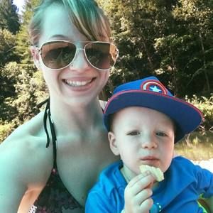 Meet your Posher, Kayla